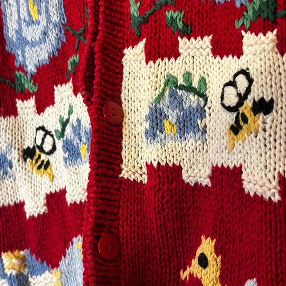 Eagle’s Eye Vintage Red Knitted Floral Bumblebee Cottagecore Vest, Sleeveless - Picture 10 of 14